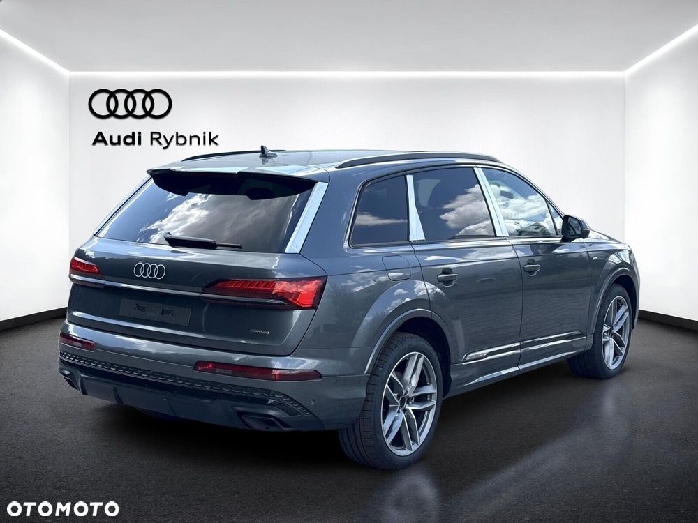 Audi Q7 - 6