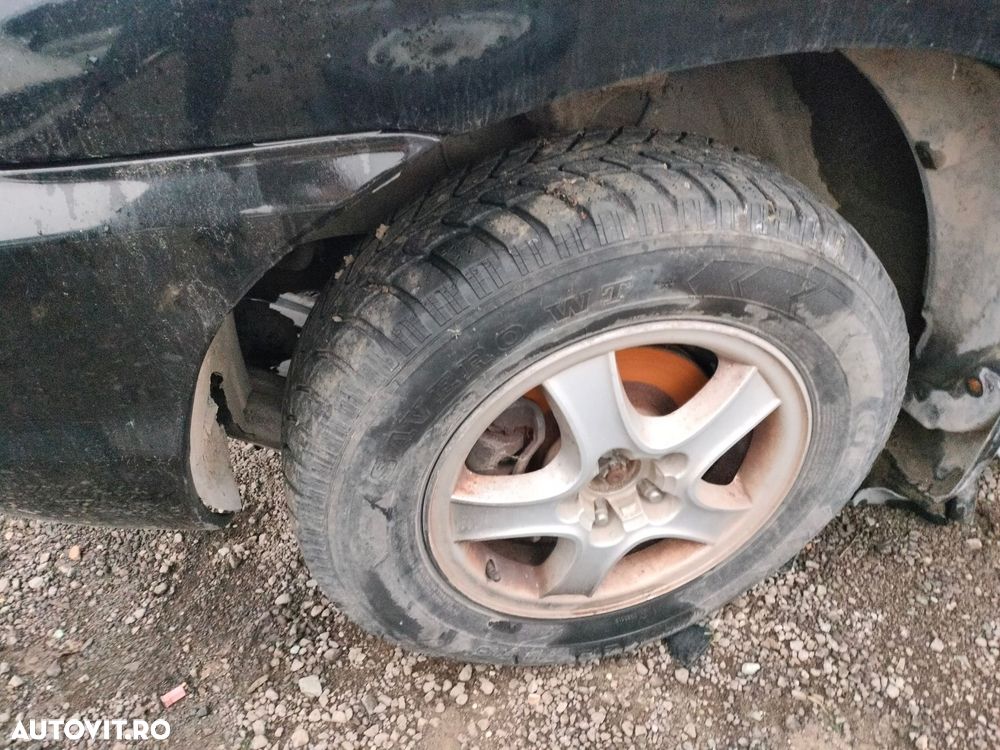 Dezmembrari  Hyundai SANTA FE 1 (SM)  2000  > 2006 2.0 CRDi 4x4 Motor - 8