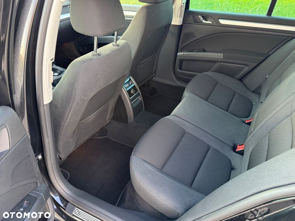 Skoda Superb 2.0 TDI Green tec DSG Elegance - 20