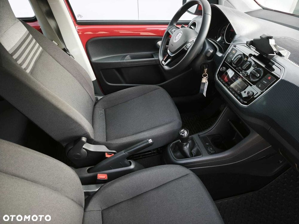Volkswagen up! 1.0 move - 18