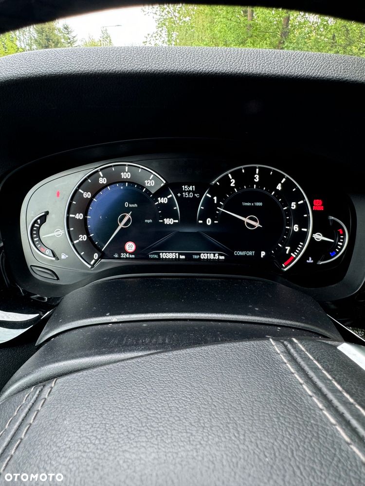 BMW Seria 5 530i xDrive Sport Line - 21