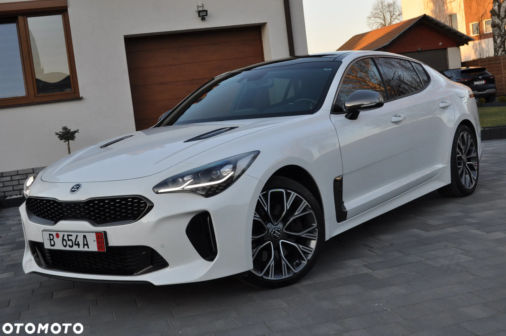 Kia Stinger 2.0 T-GDI GT Line - 10