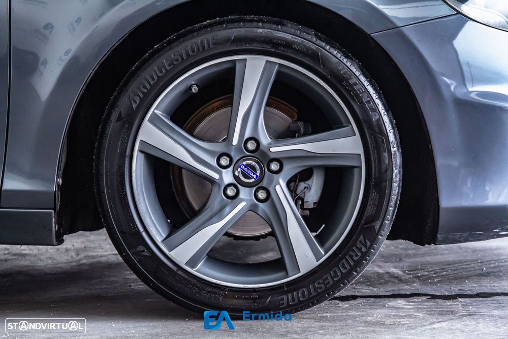 Volvo V40 1.6 D2 R-Design - 14