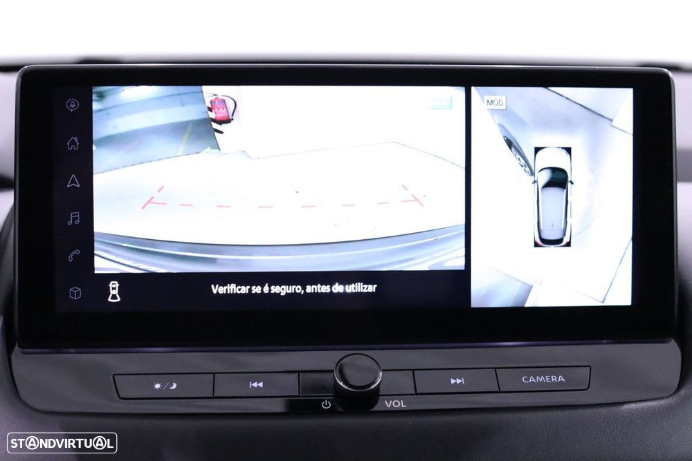 Nissan Qashqai 1.3 DIG-T N-Connecta - 26