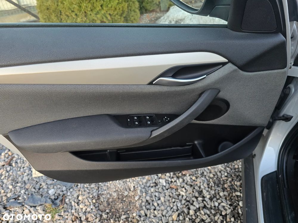 BMW X1 sDrive20i xLine - 26