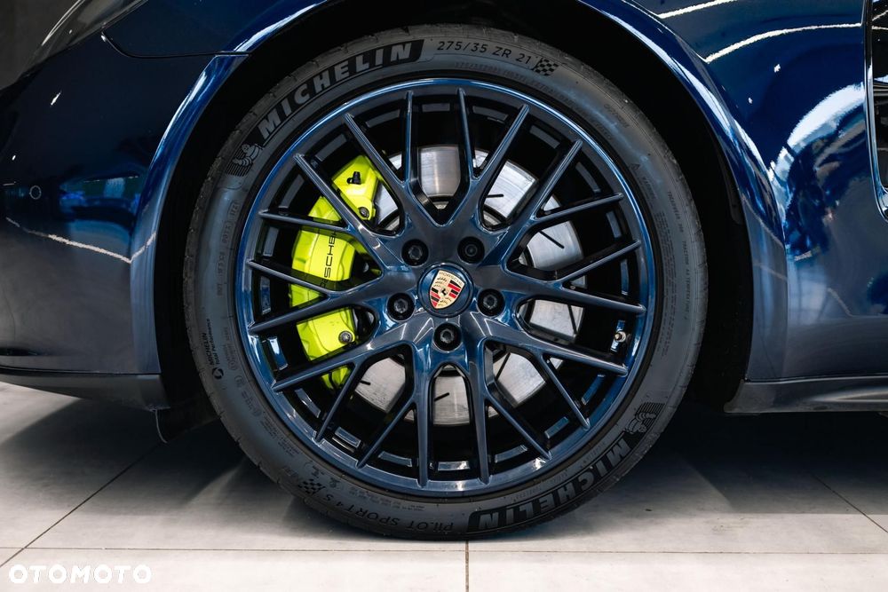 Porsche Panamera 4S E-Hybrid - 39