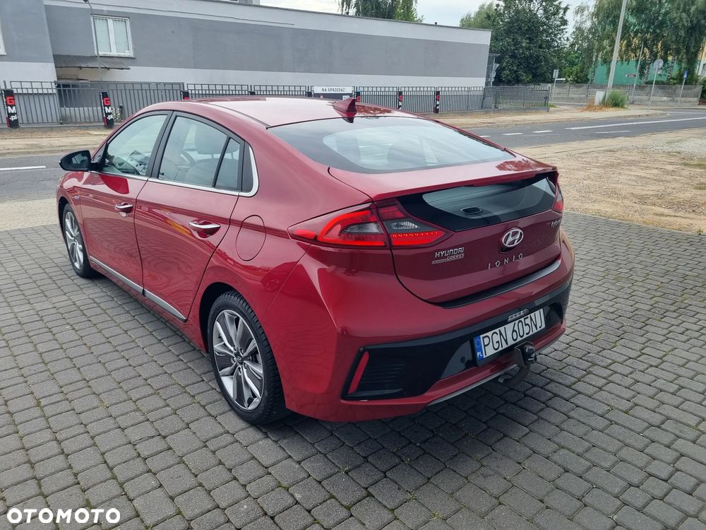 Hyundai IONIQ Hybrid Premium - 4