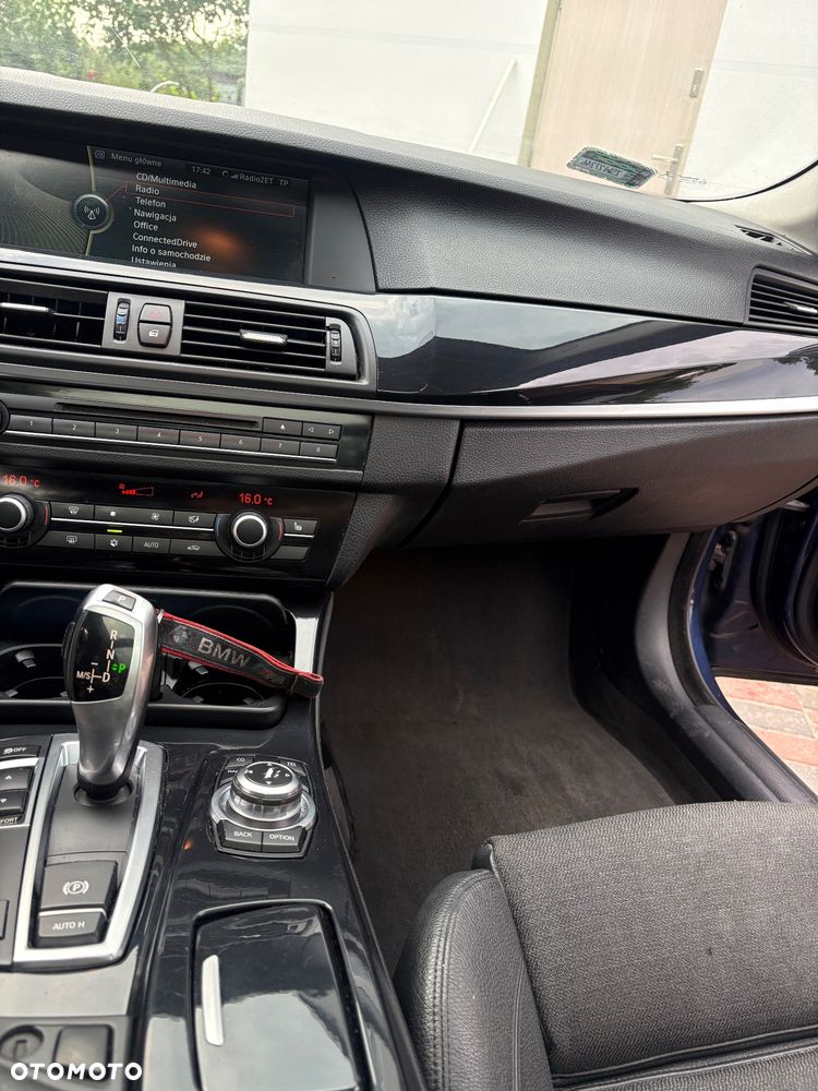 BMW Seria 5 520d BluePerformance - 6