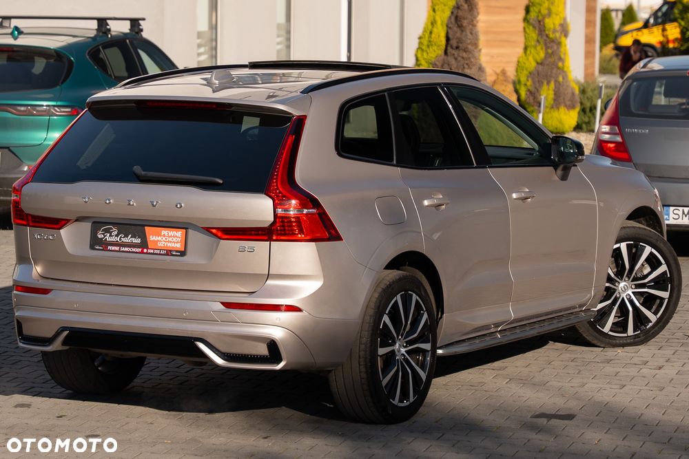 Volvo XC 60 D5 AWD R-Design - 12