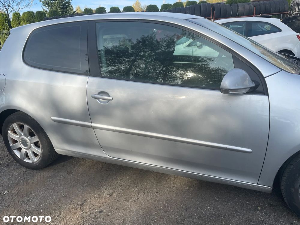 Na części Golf V 3D HB 2.0 FSI BLR LA7W skrzynia automat - 8