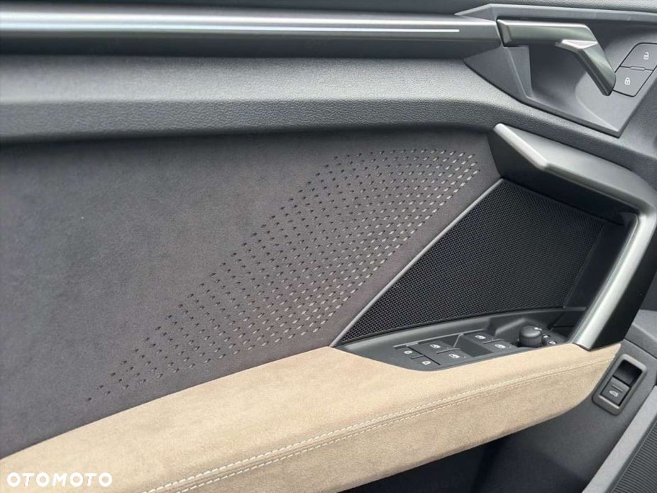 Audi RS3 Limousine TFSI Quattro S tronic - 12