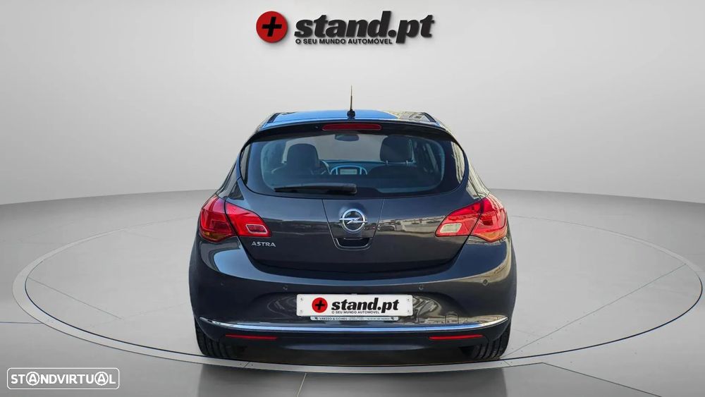 Opel Astra 1.6 150 Anos - 6