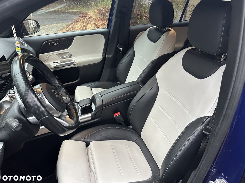 Mercedes-Benz GLB 200 d 4-Matic AMG Line 8G-DCT - 8