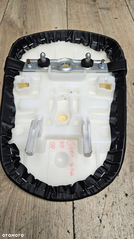 Siedzenie pasażera Suzuki GSX-R 750 K9 - 8