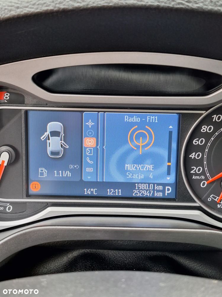 Ford S-Max 2.0 EcoBoost Titanium - 23