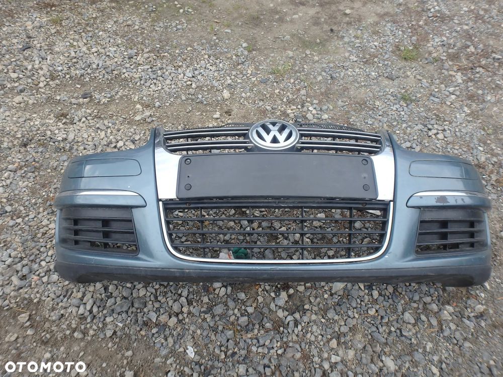 Zderzak przedni VW Jetta Golf V kombi LA6R - 1