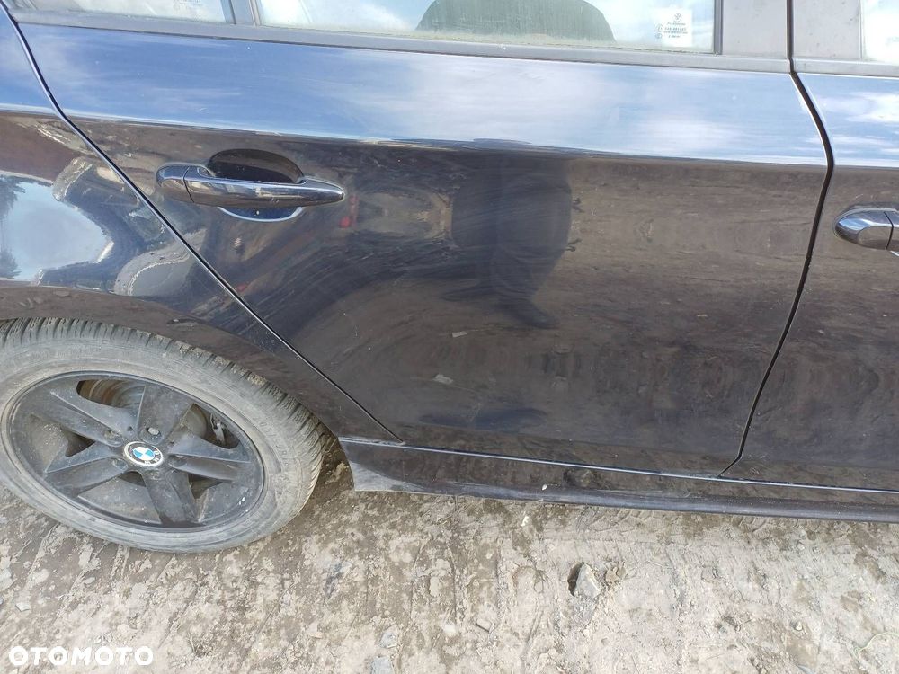 DRZWI KOMPLETNE PRAWY TYŁ BMW E87 120 D A35/5 - 2