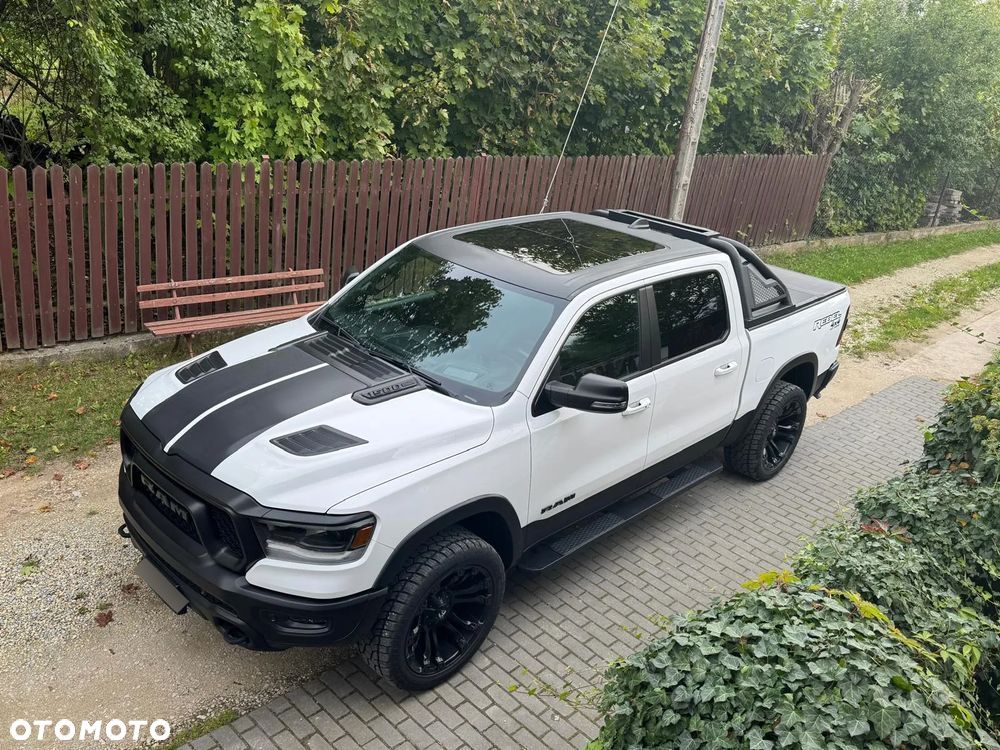 RAM 1500 5.7 Crew Cab Rebel - 32