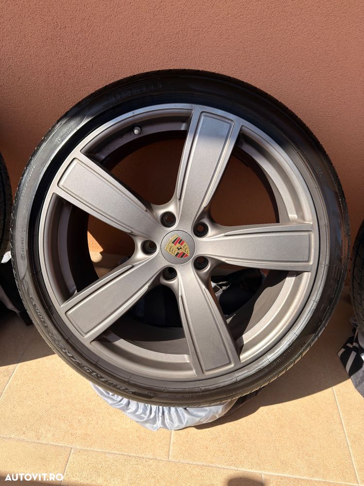 Jante 22’ OEM + anvelope vară Pirelli P Zero - 4