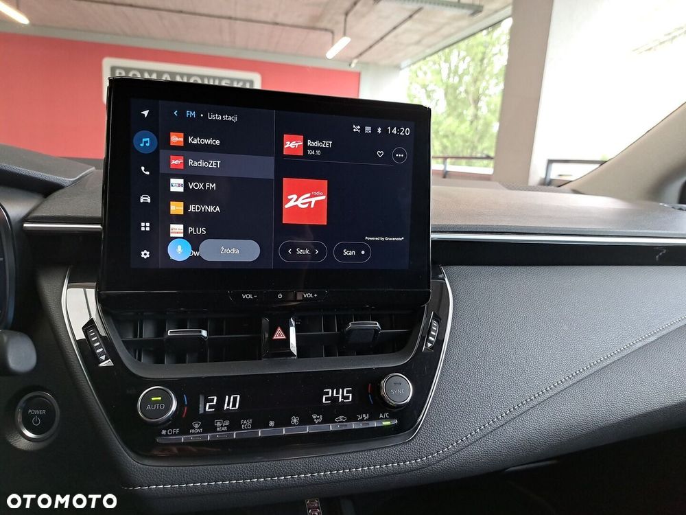 Toyota Corolla 1.8 Hybrid Comfort - 17
