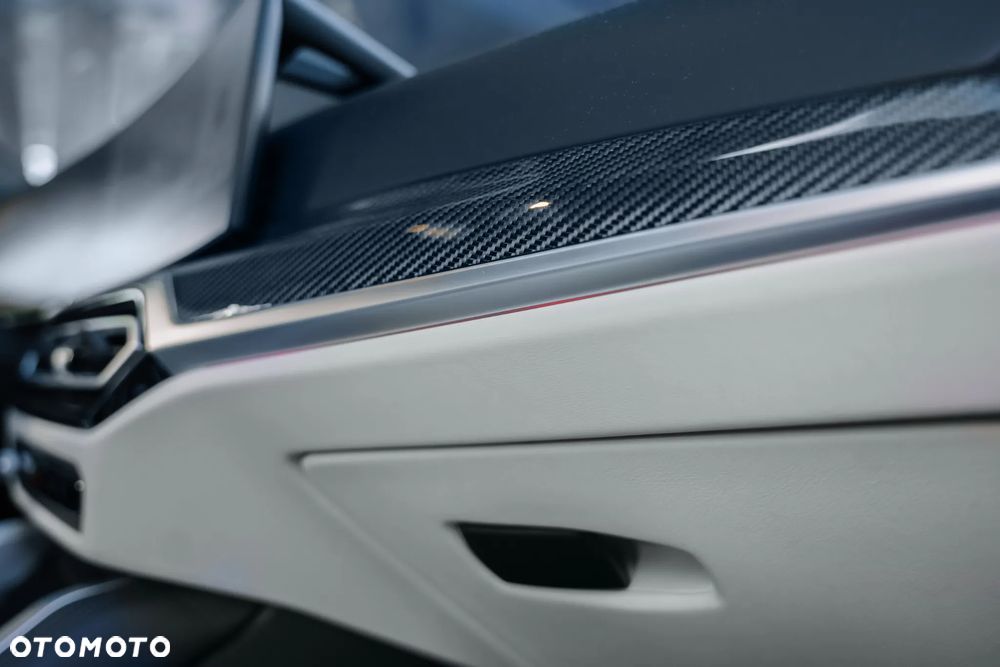 BMW M3 M Competition xDrive sport - 21