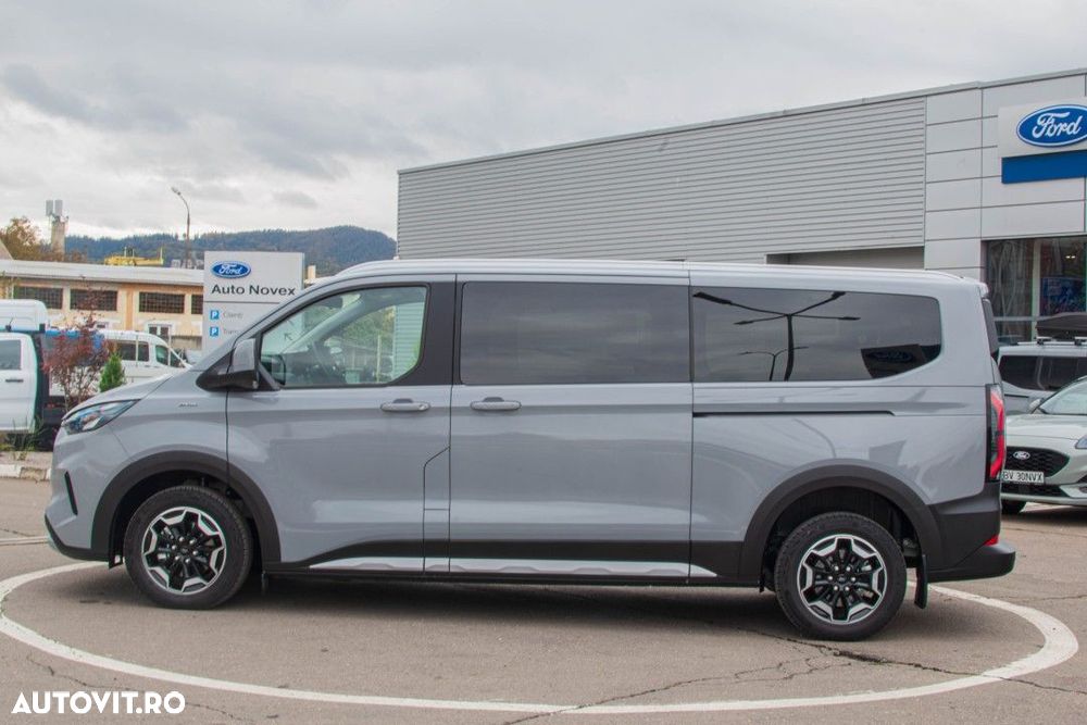 Ford Tourneo Custom - 9