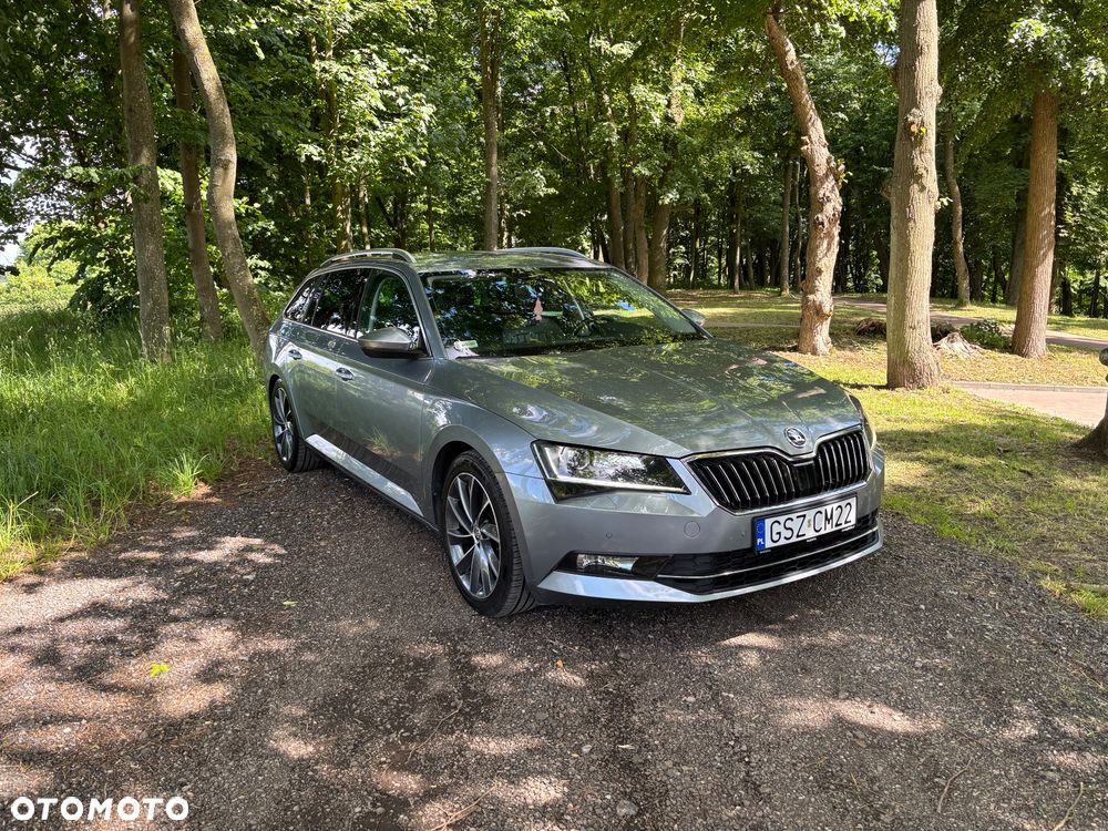 Skoda Superb 2.0 TDI SCR 4x4 L&K DSG - 2