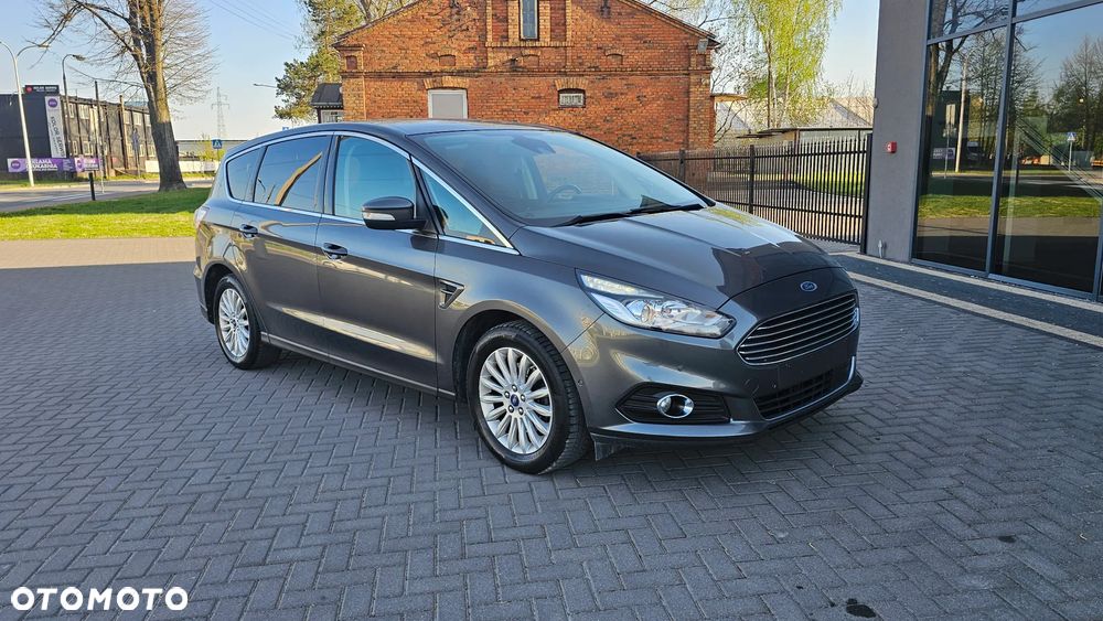 Ford S-Max - 21