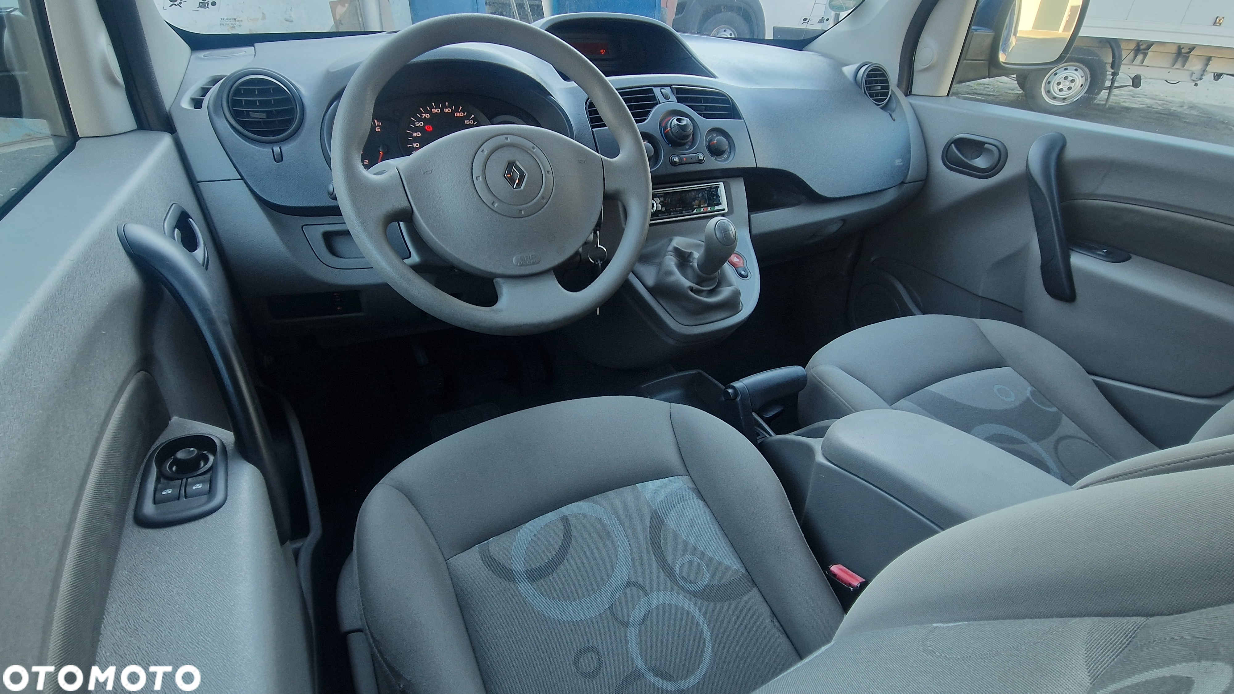 Renault Kangoo 1.6 8V 90 Happy Family - 19