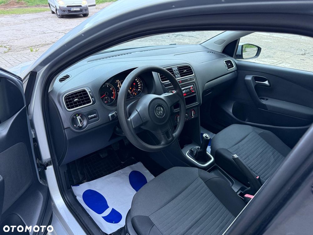 Volkswagen Polo - 22