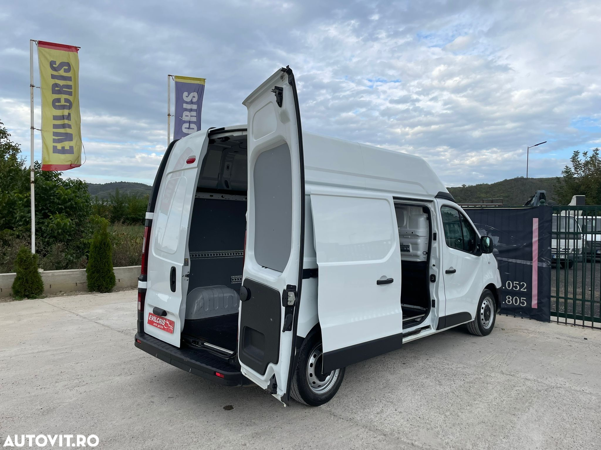 Renault Trafic L2H2 SUPRAINALTAT - 22