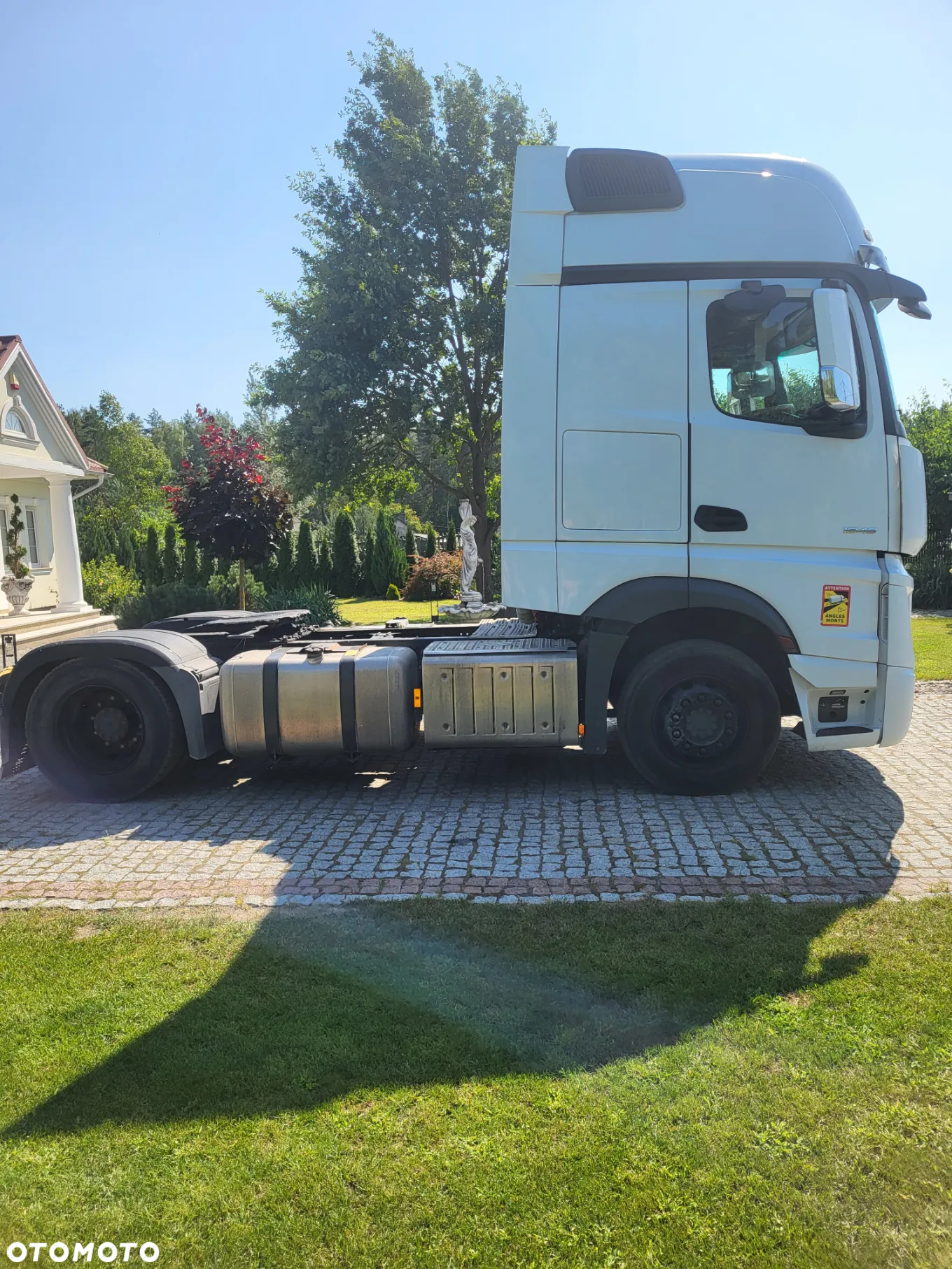 Mercedes-Benz ACTROS - 14