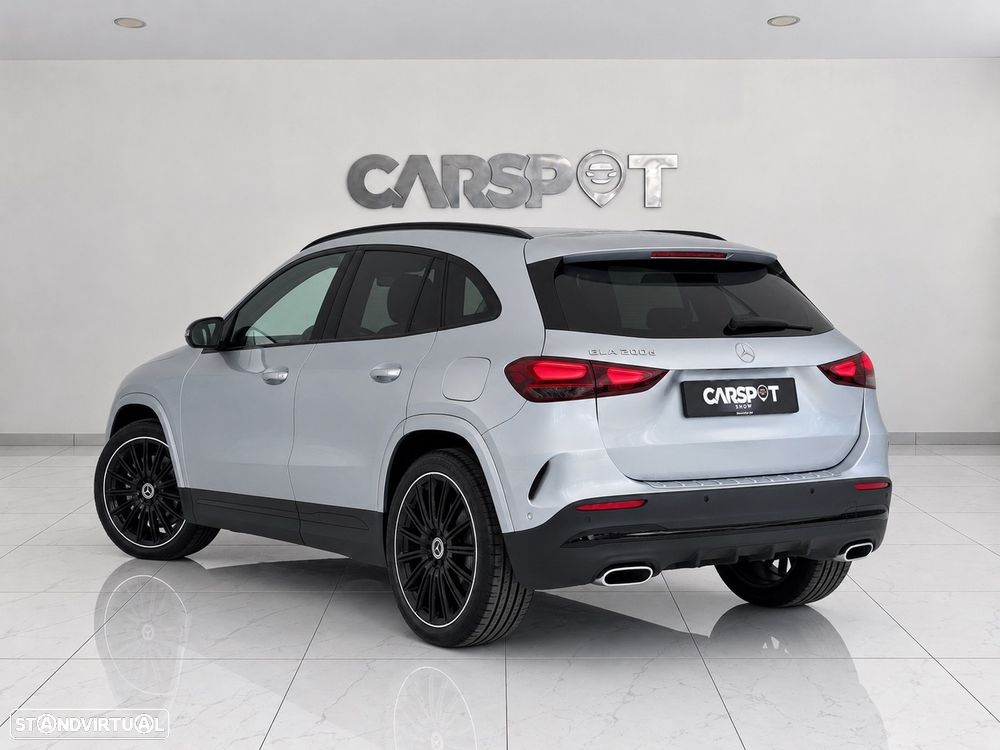 Mercedes-Benz GLA 200 d AMG Line — fotografia 27