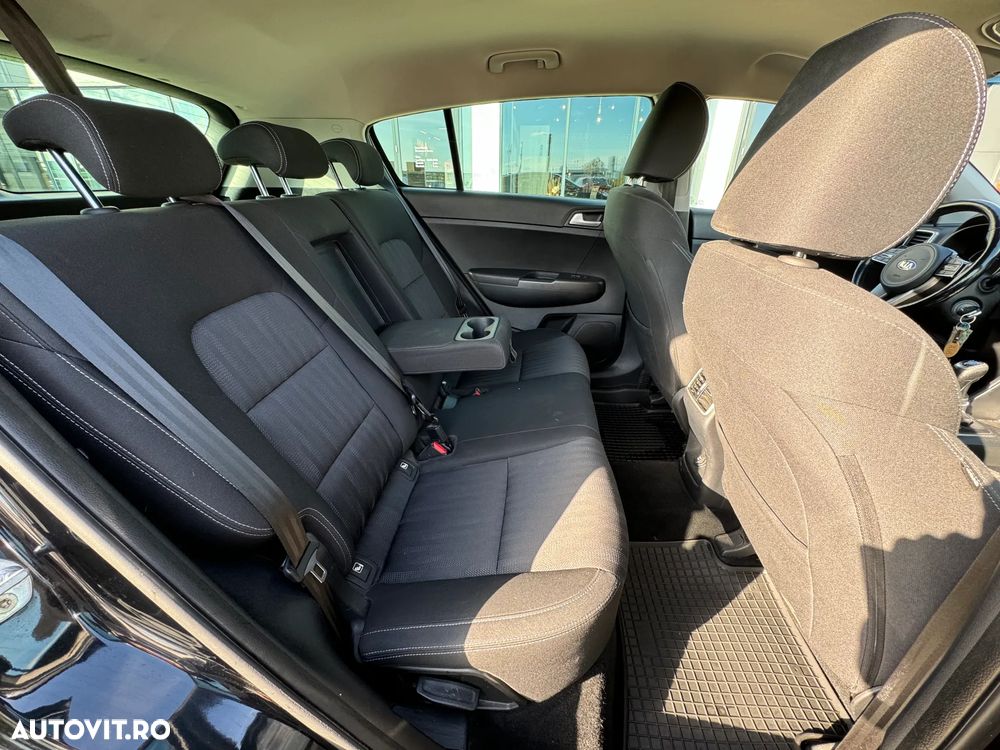 Kia Sportage 1.6 GDI 6MT 4x2 Plus - 23
