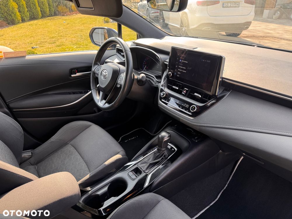 Toyota Corolla 1.8 Hybrid Comfort - 18