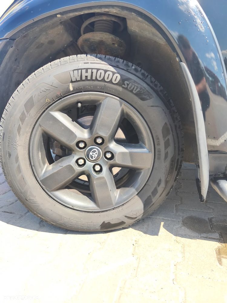 Toyota RAV4 2.0 D-4D 4x4 - 20