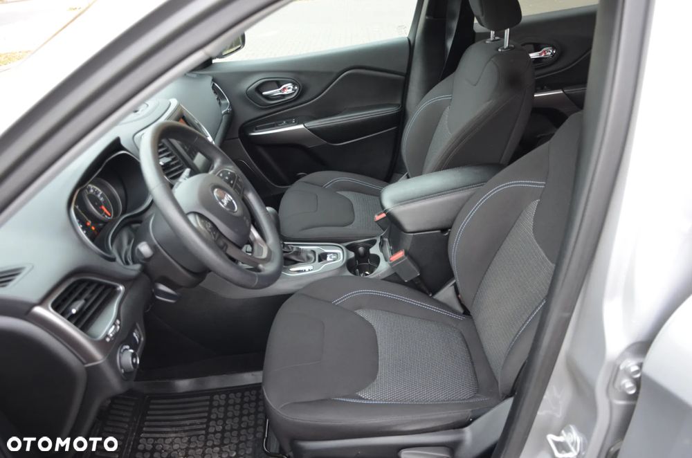 Jeep Cherokee 3.2 V6 Active Drive I Overland - 30