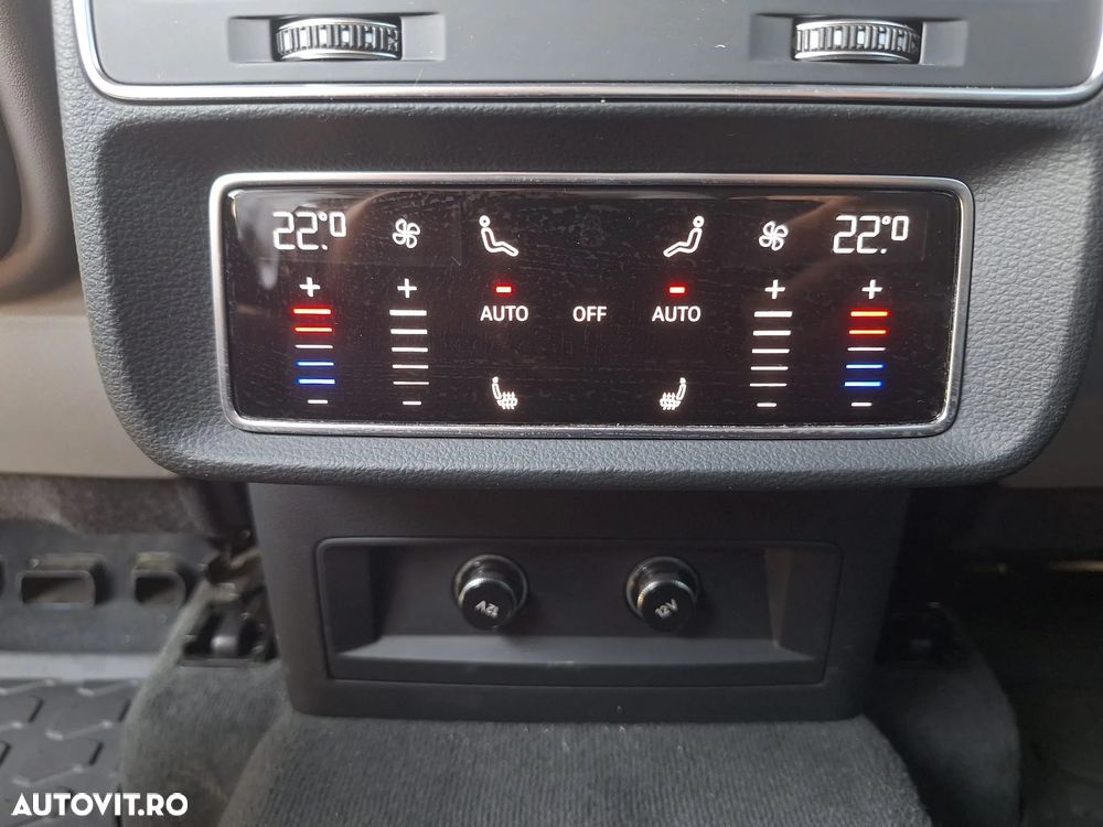Audi Q7 3.0 50 TDI quattro Tiptronic S Line - 16