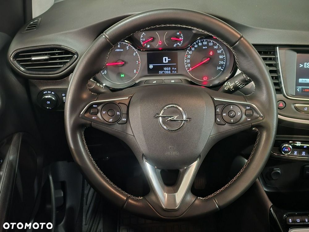 Opel Crossland X - 22