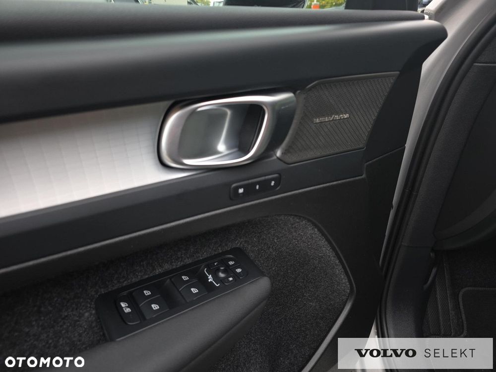 Volvo XC 40 - 26