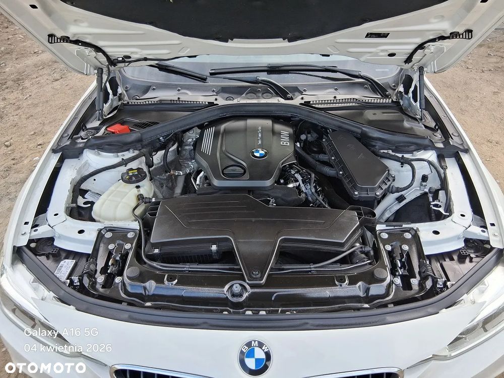 BMW Seria 3 320d Edition M Sport Shadow - 11