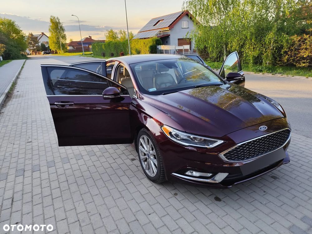 Ford Fusion 2.0 EcoBoost Titanium - 12