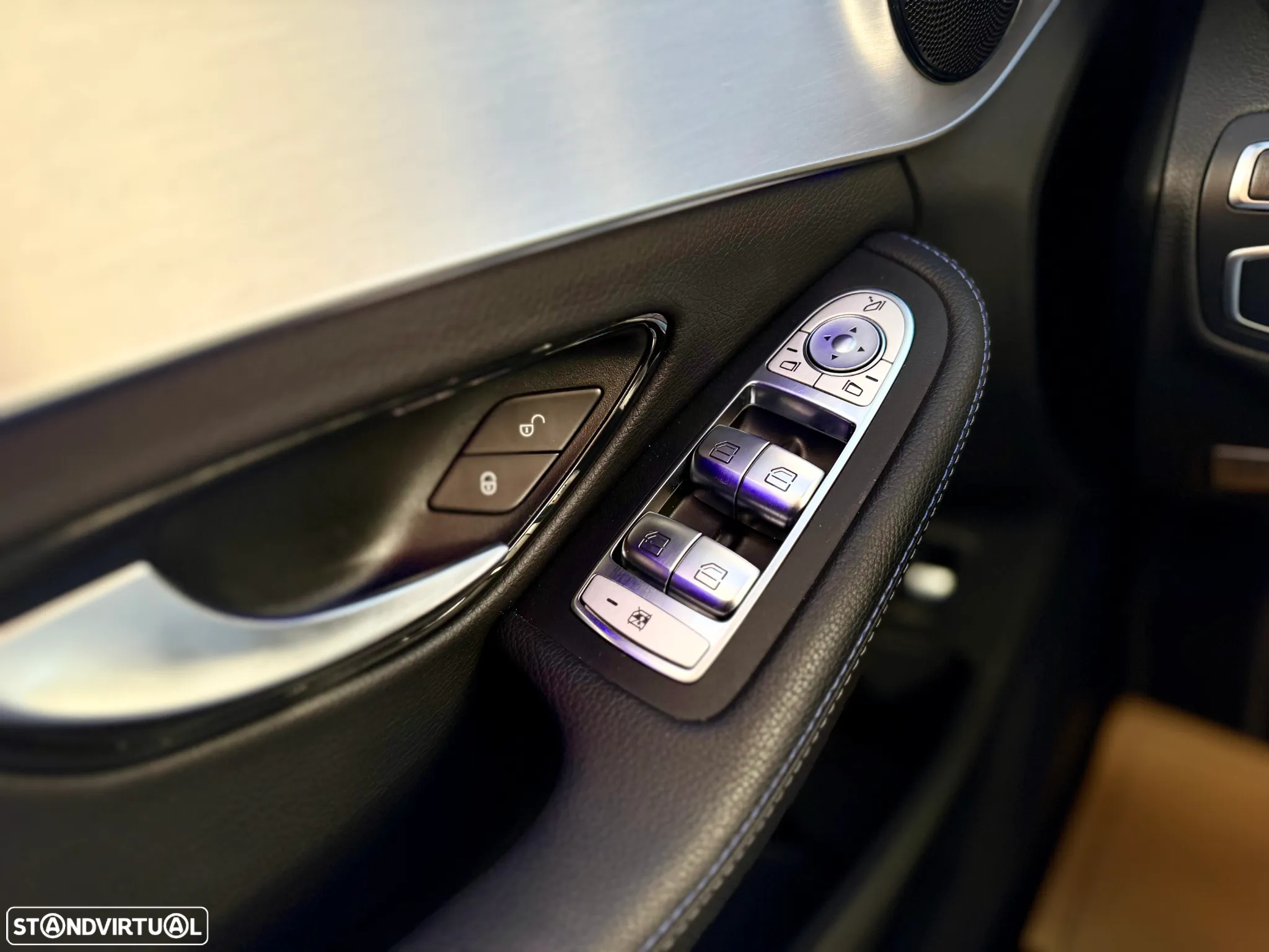Mercedes-Benz C 300 de AMG Line - 17