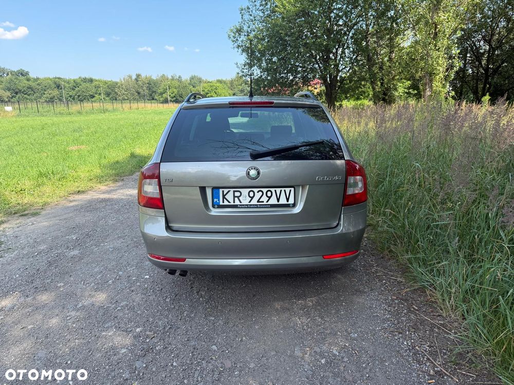 Skoda Octavia 1.4 TSI Ambiente - 8