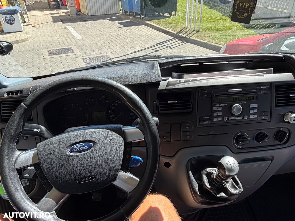 Ford Transit - 6