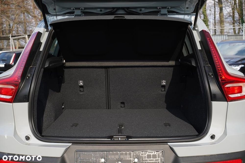 Volvo XC 40 B3 Essential - 7