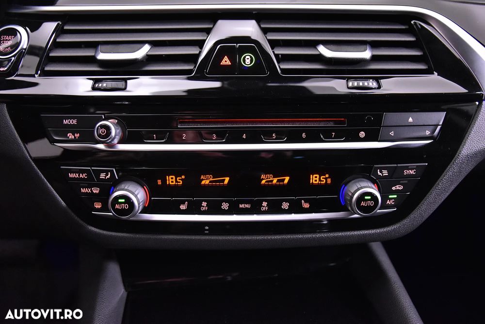 BMW Seria 5 520d Aut. Sport Line - 19