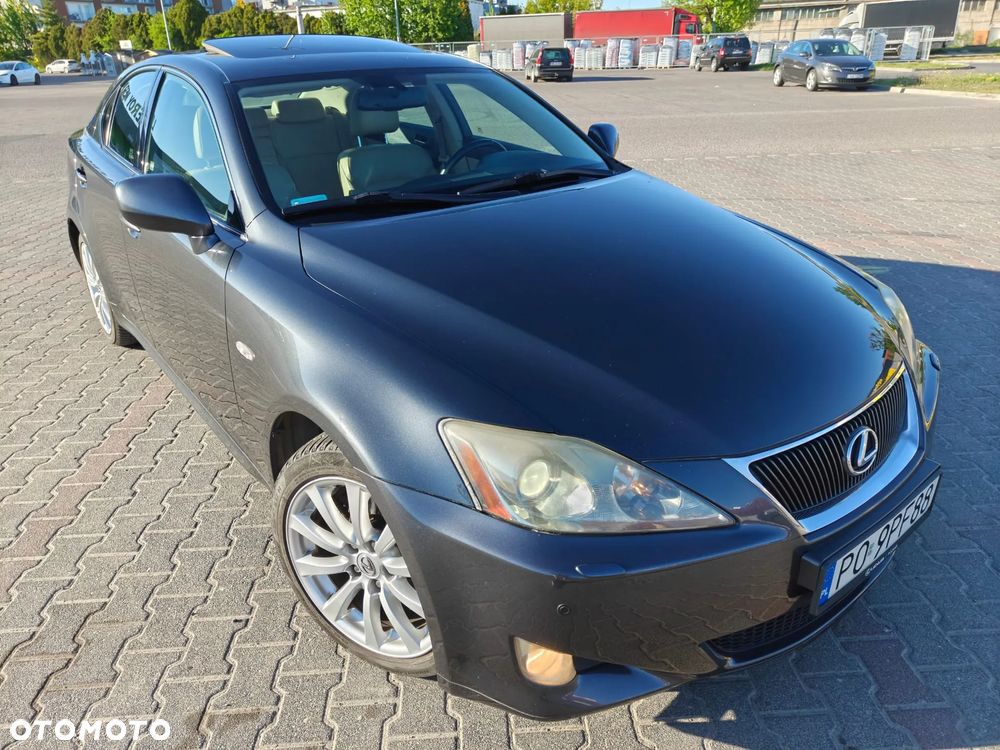 Lexus IS 250 Executive Line - 1