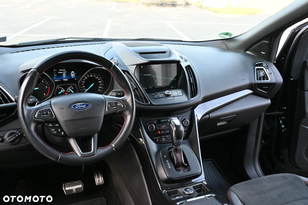 Ford Kuga 2.0 TDCi AWD ST-Line - 32