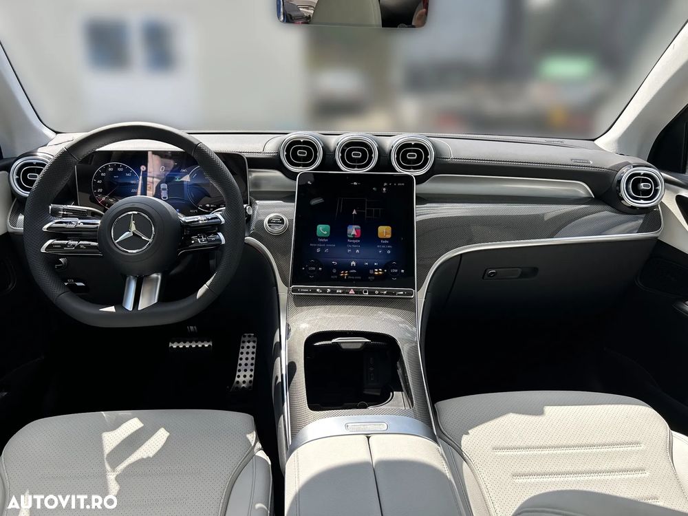 Mercedes-Benz GLC Coupe 300 e 4MATIC PHEV - 12